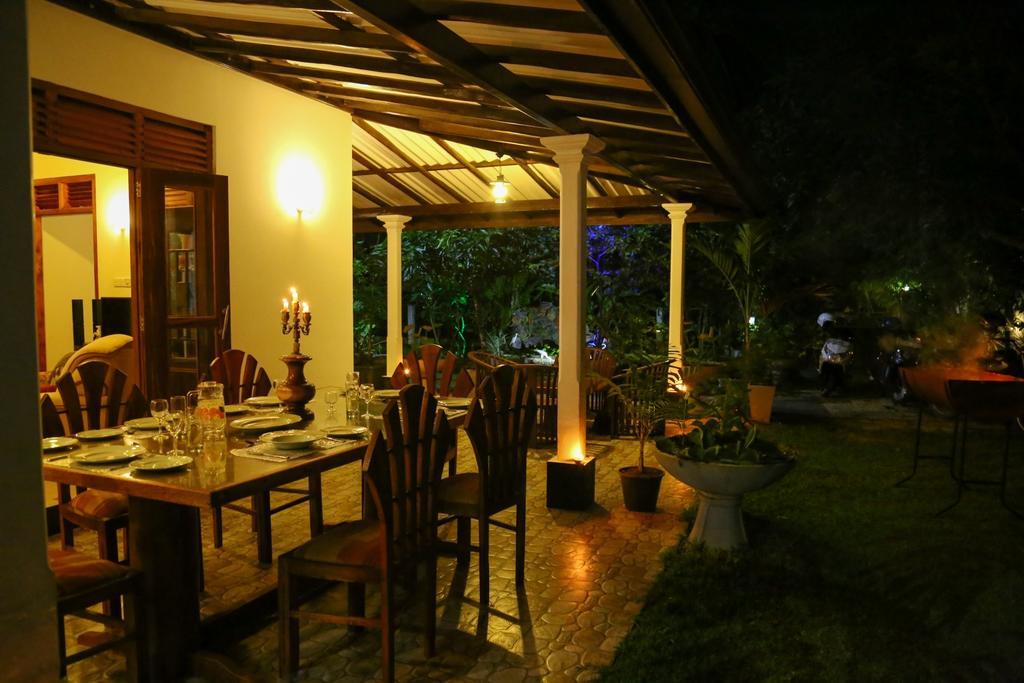 Villa Green Cottage Hikkaduwa Bagian luar foto