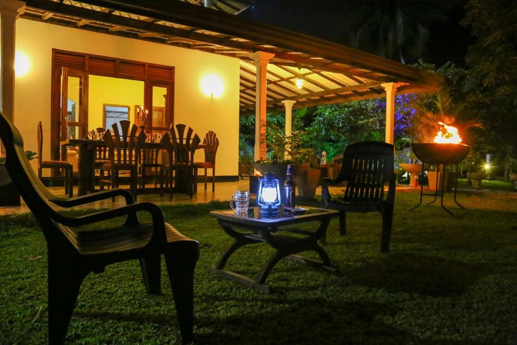 Villa Green Cottage Hikkaduwa Bagian luar foto